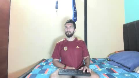 Snapshot of juleslatin122 chatting on March 2, 2:21 pm Jules online show from March 2, 2:21 pm