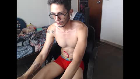 Julfigo online show from March 12, 8:15 pm