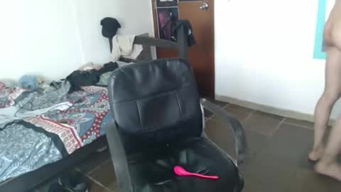 Snapshot of julfigo chatting on May 12, 5:54 pm Julfigo online show from May 12, 5:54 pm