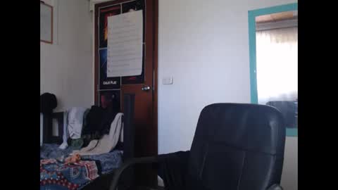 Snapshot of julfigo chatting on May 28, 4:15 pm Julfigo online show from May 28, 4:15 pm