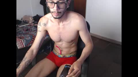 Snapshot of julfigo chatting on May 31, 6:04 pm Julfigo online show from May 31, 6:04 pm