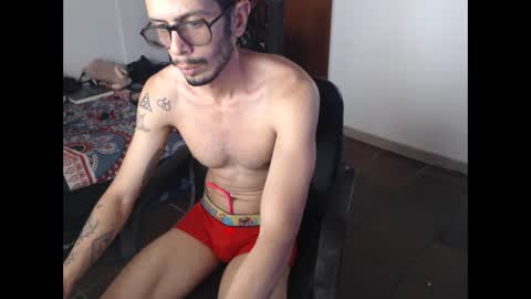 Snapshot of julfigo chatting on May 31, 6:09 pm Julfigo online show from May 31, 6:09 pm