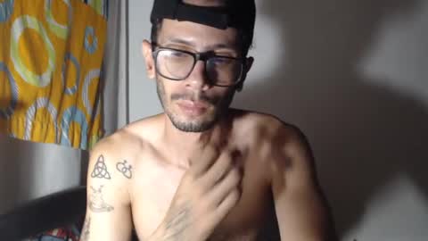 Snapshot of julfigo chatting on July 27, 12:39 am Julfigo online show from July 27, 12:39 am