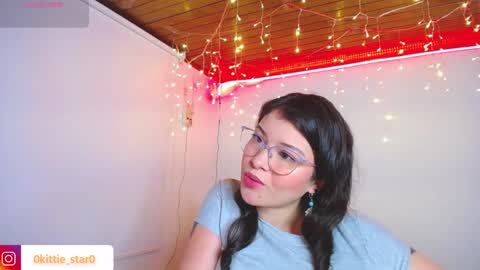 Snapshot of juli05star chatting on January 3, 12:43 am Juliana online show from January 3, 12:43 am