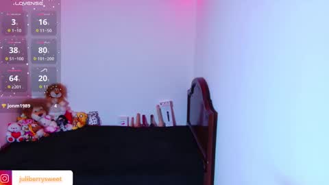 Snapshot of juli05star chatting on November 13, 1:48 am Juliana online show from November 13, 1:48 am