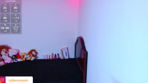 Snapshot of juli05star chatting on November 16, 2:06 am Juliana online show from November 16, 2:06 am