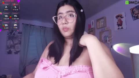 Snapshot of juli_1213 chatting on July 18, 5:50 pm Juliana online show from July 18, 5:50 pm