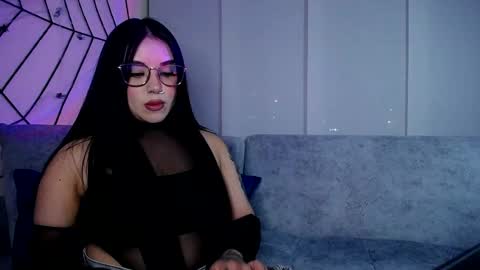 JULI  AARON online show from October 19, 11:38 pm