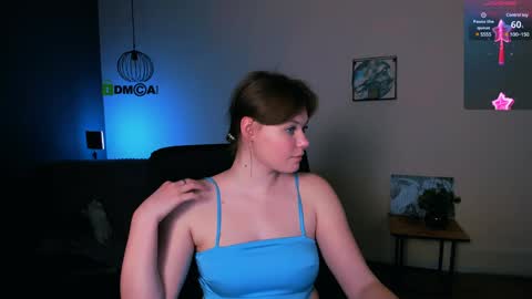 juli kisss online show from December 29, 2:06 am