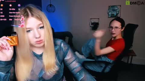 juli kisss online show from March 12, 11:01 pm