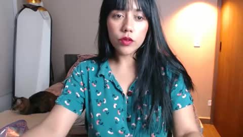 Snapshot of juli_love11 chatting on May 9, 11:43 pm JULIETA online show from May 9, 11:43 pm