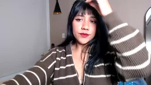 Snapshot of juli_love11 chatting on August 3, 1:37 am JULIETA online show from August 3, 1:37 am