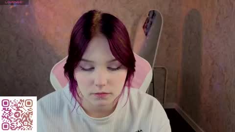 Julia online show from April 23, 1:07 am