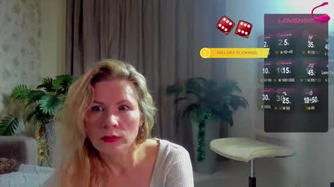 julia_giulia online show from March 9, 8:46 pm
