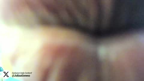 Julia Gomes online show from November 14, 7:34 pm