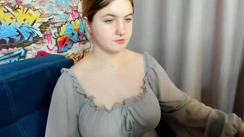 Snapshot of julia_jips chatting on October 14, 1:06 am Julia Jips online show from October 14, 1:06 am