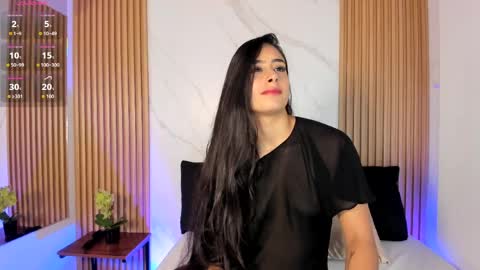 J U L IA   M A R T I N E Z online show from April 10, 11:37 am