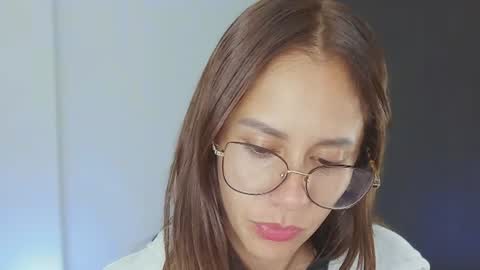 Snapshot of julia_roberts420 chatting on June 17, 9:27 pm Julia Schedule 10 pm to 4 am GTM-5 online show from June 17, 9:27 pm
