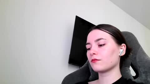 julia swety online show from August 1, 6:45 am