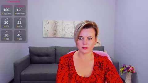 Snapshot of julia_wilsons chatting on November 6, 6:58 am Julia online show from November 6, 6:58 am