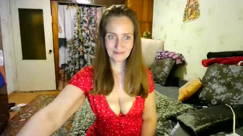 Snapshot of juliaa_foxi chatting on February 20, 7:14 pm juliaa_foxi online show from February 20, 7:14 pm