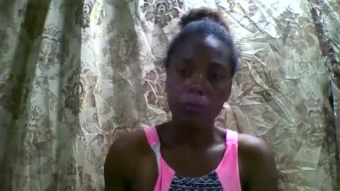 Snapshot of juliaaldy chatting on June 1, 7:43 am juliaaldy online show from June 1, 7:43 am