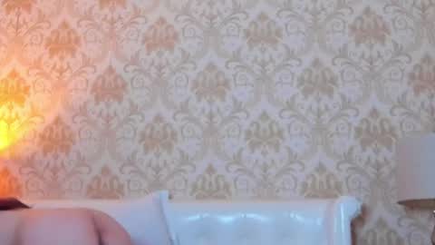 Snapshot of juliahunts chatting on June 5, 11:38 am JuliaHunt online show from June 5, 11:38 am