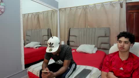 Snapshot of julian_billy chatting on February 2, 5:26 pm julian billy online show from February 2, 5:26 pm