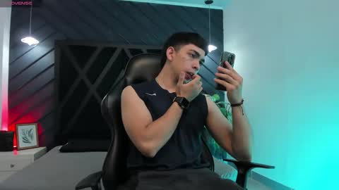 JULIAN  online show from January 12, 11:26 am