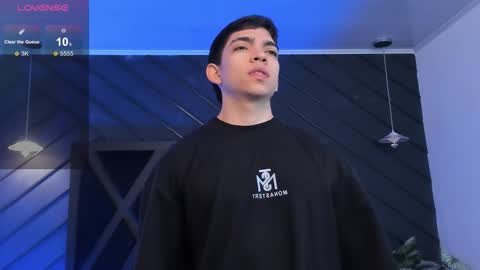 JULIAN  online show from February 7, 11:14 am