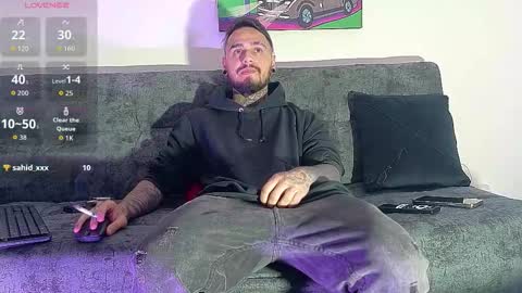 Julian independent model online show from February 10, 10:47 pm