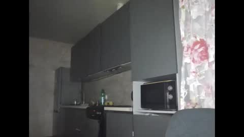 julianagold1 online show from January 30, 4:45 pm