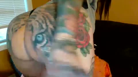 Snapshot of julianaxxxrose chatting on January 20, 3:39 pm Texas Mamasita online show from January 20, 3:39 pm