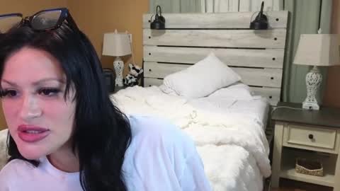 Texas Mamasita online show from December 5, 3:37 am