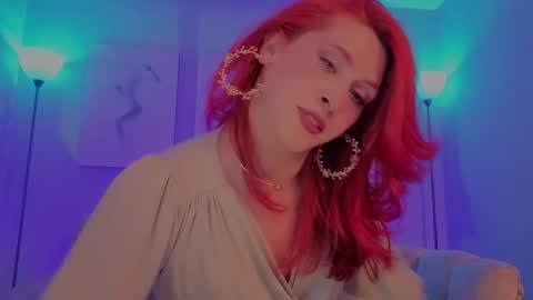 Juliana online show from December 3, 12:51 am