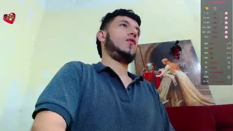 Snapshot of juliano_777 chatting on March 6, 6:59 pm Call me Juliano independent model online show from March 6, 6:59 pm