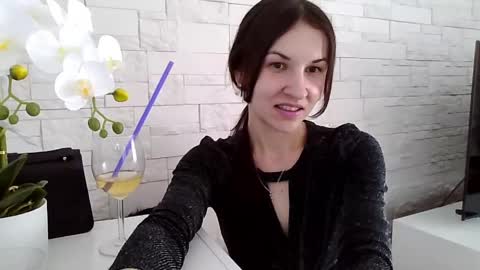 Snapshot of juliaorgasm chatting on June 8, 2:39 pm Julia online show from June 8, 2:39 pm