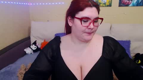 Jul online show from February 19, 9:14 pm