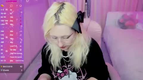 JuliaSharkk online show from November 20, 9:58 pm