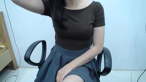 Snapshot of julie9x chatting on May 21, 9:33 pm julie9x online show from May 21, 9:33 pm
