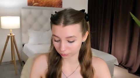 Snapshot of juliedaniel chatting on October 29, 8:16 am juliedaniel online show from October 29, 8:16 am