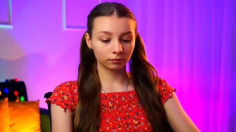 juliedaniel online show from February 6, 4:17 am