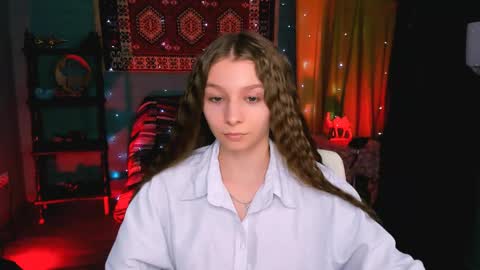 Snapshot of juliedaniel chatting on May 11, 2:45 pm juliedaniel online show from May 11, 2:45 pm