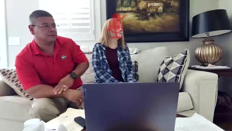 Snapshot of julieholliday chatting on November 4, 8:19 pm Julie Holliday online show from November 4, 8:19 pm