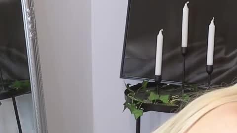 Julia online show from February 25, 12:58 am