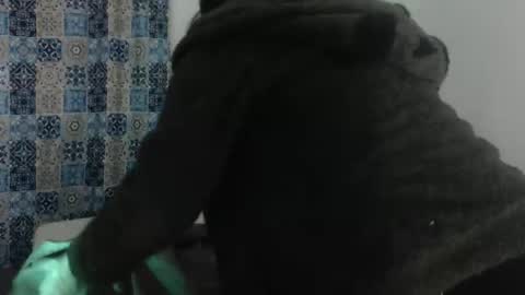 Snapshot of julieta_de_los_angeles chatting on April 8, 2:22 am Julieta online show from April 8, 2:22 am