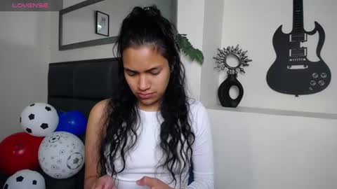Snapshot of julieta_parker7 chatting on June 17, 1:41 am Julieta online show from June 17, 1:41 am