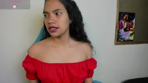 Snapshot of julieta_parker7 chatting on July 20, 8:44 pm Julieta online show from July 20, 8:44 pm