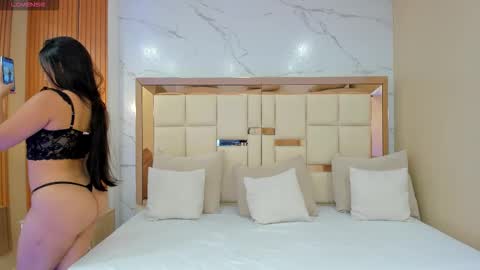     online show from January 6, 10:23 pm