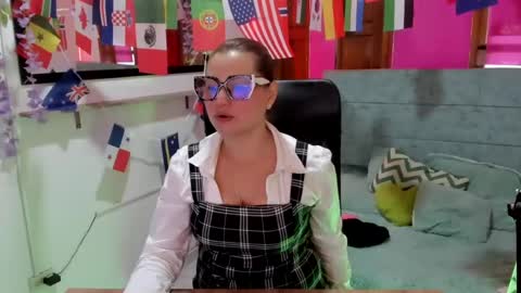 Snapshot of julieta_star69 chatting on June 16, 5:26 pm julieta_star69 online show from June 16, 5:26 pm